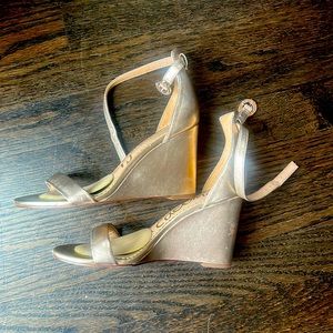 Size 6 Sam Edelman Gold Wedge